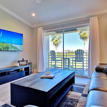 Vista Verde North 215